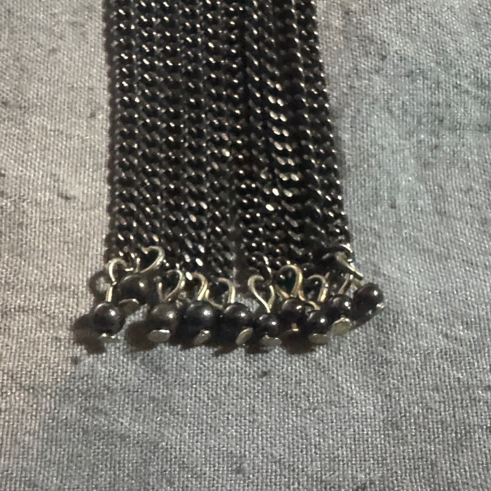 Elegant Gold and Black Chain Tassel Purse Charm - Picture 4 of 4